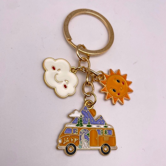 ADVENTURE AHEAD | Camper Van | Bag Charm | Keychain (Brand New!) 💘 - Picture 5 of 9
